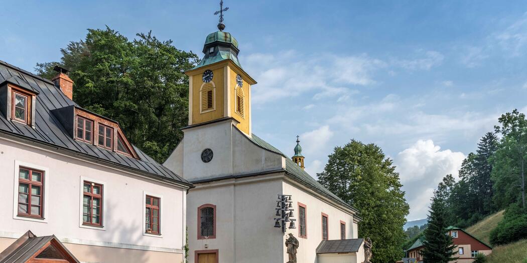 Zvonkohra na kostele sv. Josefa