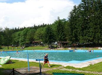 Koupaliště v kempu