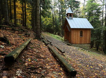 Kaplička v Jestřabí