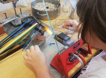 Výroba vinutých perlí