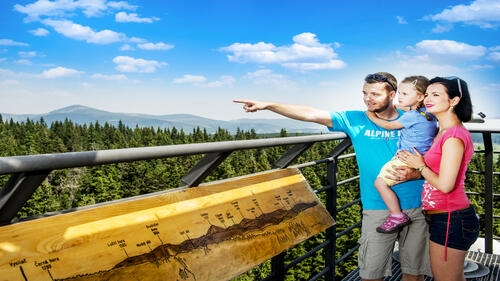 Na rozhledně Panorama na Černé hoře