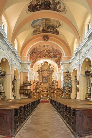 Interiér kostela sv. Augustina