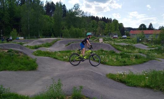 Pumptrack bike skill centrum Hostinné